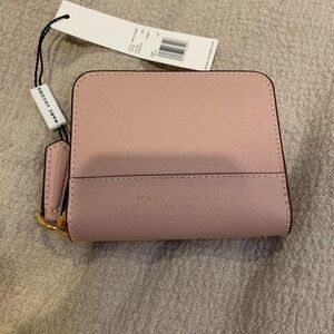 Marc Jacobs zipped wallet